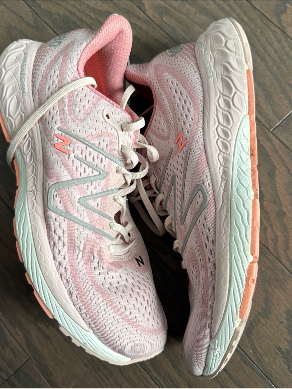 New Balance 880 women running sneakers pink sz 11